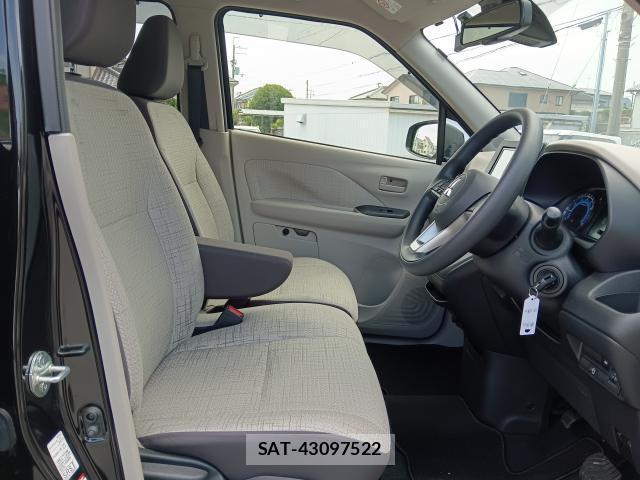 Mitsubishi EK WAGON 2024-04 8277163-8