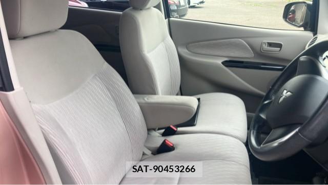 Mitsubishi EK WAGON 2013-06 8281575-5