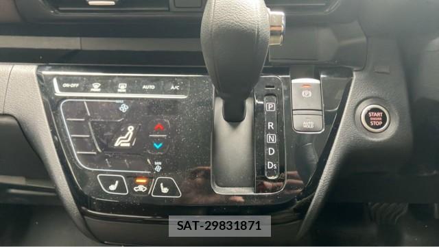 Mitsubishi EK X SPACE 2020-05 8281093-13