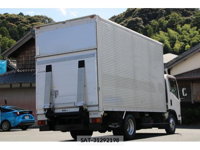 Isuzu ELF TRUCK 2016-09 8276799-6