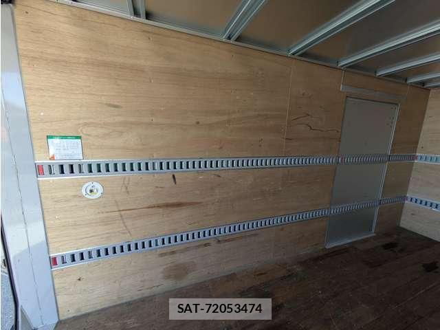 Isuzu ELF TRUCK 2024-12 8278136-16