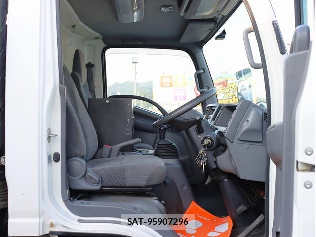 Isuzu ELF TRUCK 2018-03 8283412-17