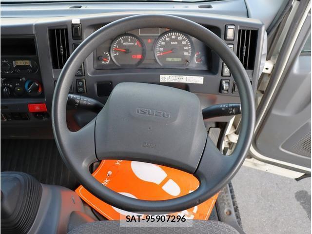Isuzu ELF TRUCK 2018-03 8283412-18