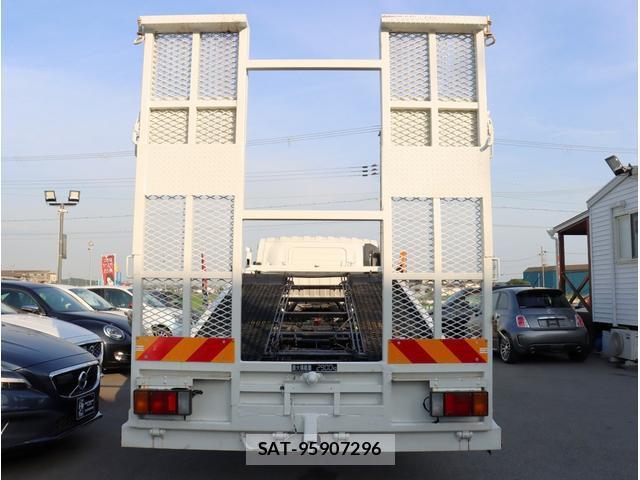 Isuzu ELF TRUCK 2018-03 8283412-8