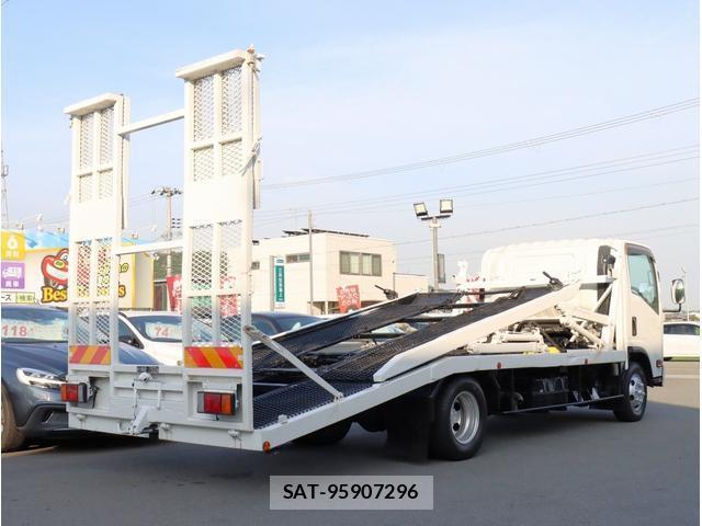 Isuzu ELF TRUCK 2018-03 8283412-9