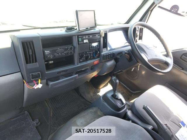 Isuzu ELF TRUCK 2016-11 8283718-2