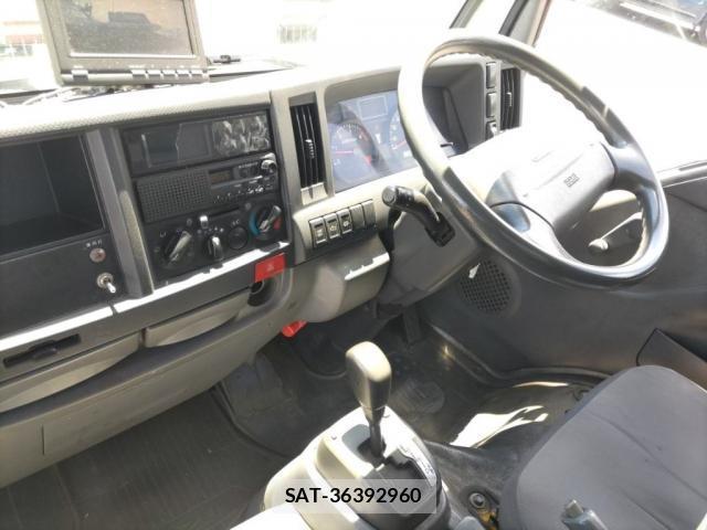 Isuzu ELF TRUCK 2013-07 8283726-2