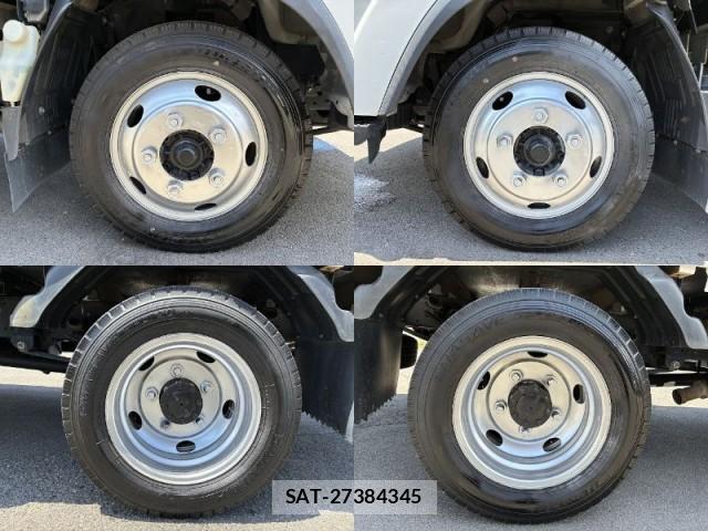 Isuzu ELF TRUCK 2019-07 8284810-13