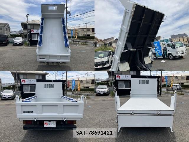 Isuzu ELF TRUCK 2011-01 8284812-3