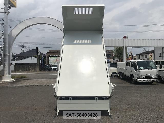 Isuzu ELF TRUCK 2024-07 8284866-6