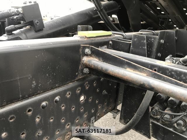 Isuzu ELF TRUCK 2015-09 8284867-9