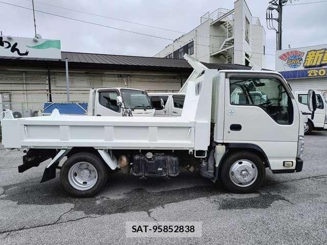 Isuzu ELF TRUCK 2012-11 8285794-10