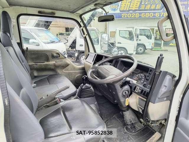 Isuzu ELF TRUCK 2012-11 8285794-11