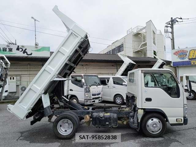 Isuzu ELF TRUCK 2012-11 8285794-6