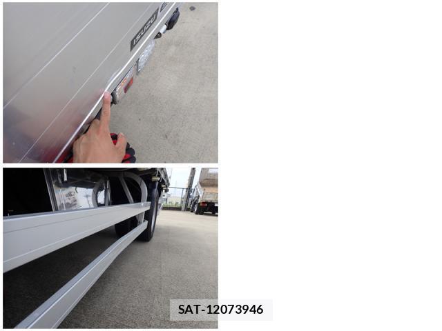 Isuzu ELF TRUCK 2017-11 8285852-12