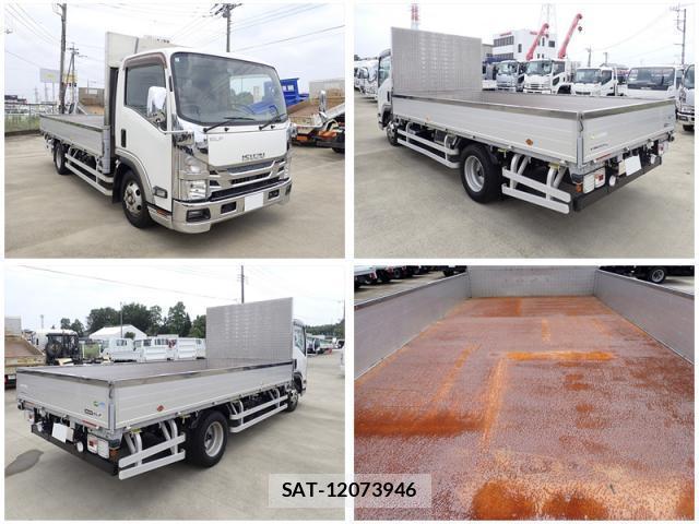 Isuzu ELF TRUCK 2017-11 8285852-3