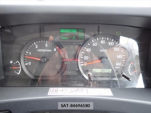 Isuzu ELF TRUCK 2019-09 8285857-2