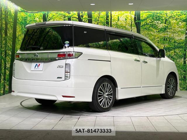 Nissan ELGRAND 2012-12 8276695-17