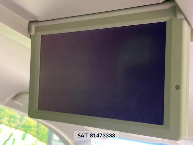 Nissan ELGRAND 2012-12 8276695-4