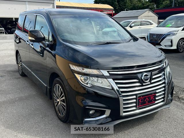 Nissan ELGRAND 2017-10 8276894-17