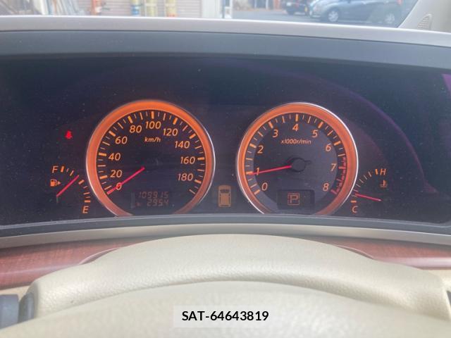 Nissan ELGRAND 2005-10 8277494-19