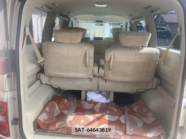 Nissan ELGRAND 2005-10 8277494-7
