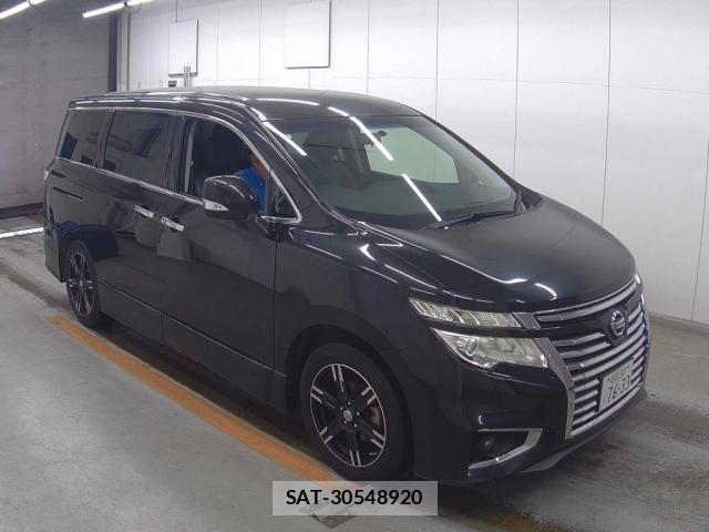 Nissan ELGRAND 2018-12 8278434-3