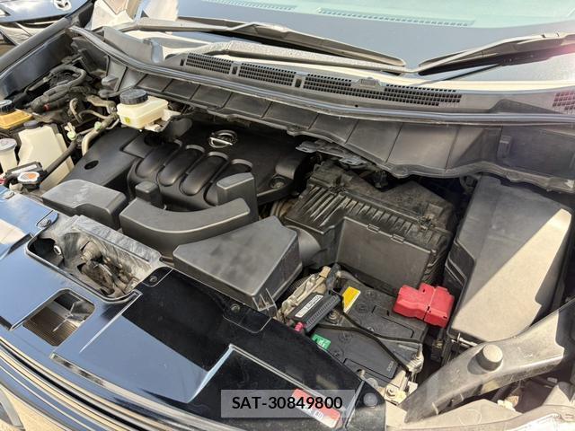 Nissan ELGRAND 2012-03 8279177-19