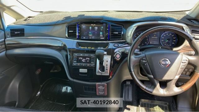 Nissan ELGRAND 2015-01 8280589-2