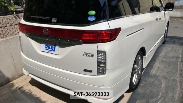 Nissan ELGRAND 2012-05 8280605-12