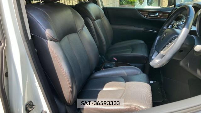 Nissan ELGRAND 2012-05 8280605-5