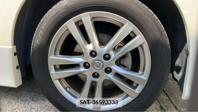 Nissan ELGRAND 2012-05 8280605-8