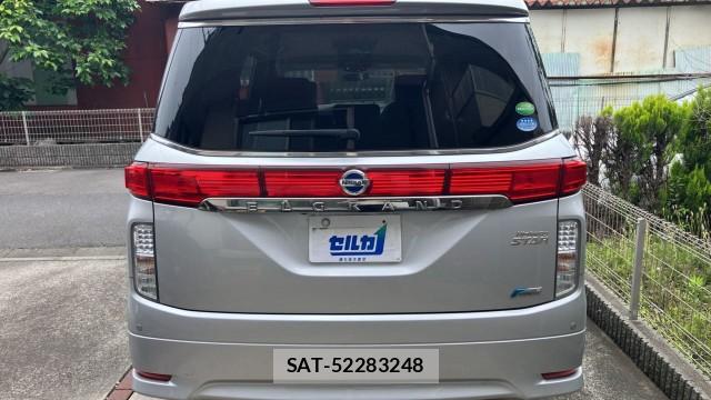 Nissan ELGRAND 2012-07 8280721-1