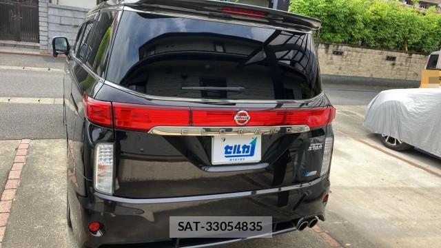 Nissan ELGRAND 2011-09 8282317-1