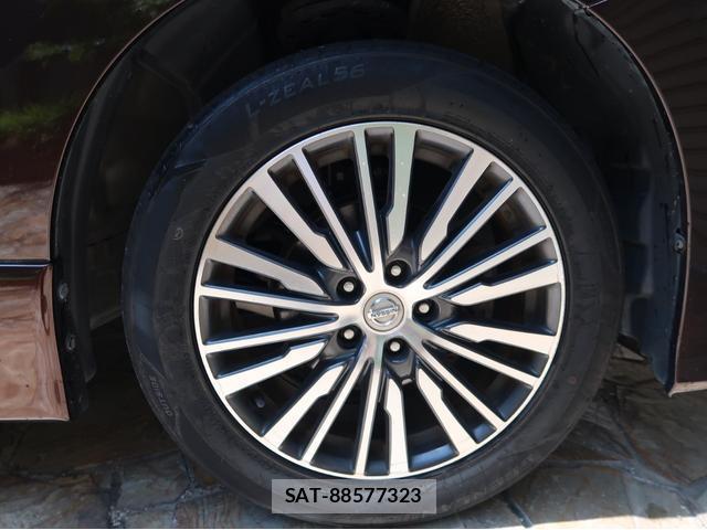Nissan ELGRAND 2014-12 8283208-16