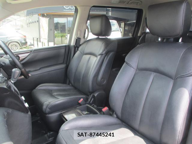 Nissan ELGRAND 2013-12 8283431-12