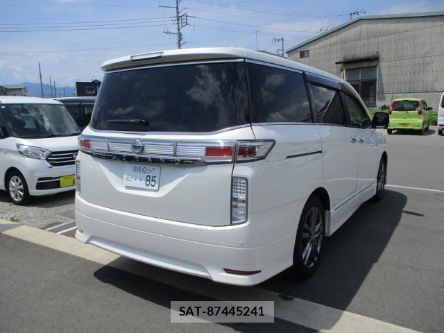 Nissan ELGRAND 2013-12 8283431-8