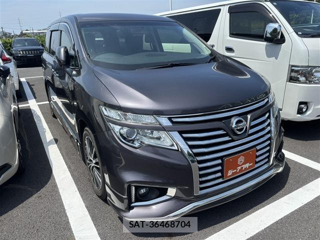 Nissan ELGRAND 2014-06 8283531-0