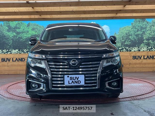 Nissan ELGRAND 2017-07 8284574-14