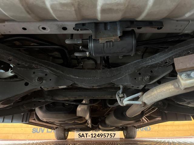 Nissan ELGRAND 2017-07 8284574-19