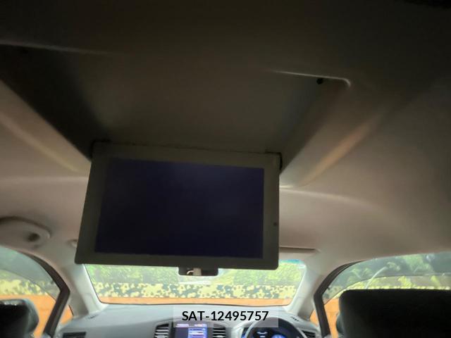 Nissan ELGRAND 2017-07 8284574-4