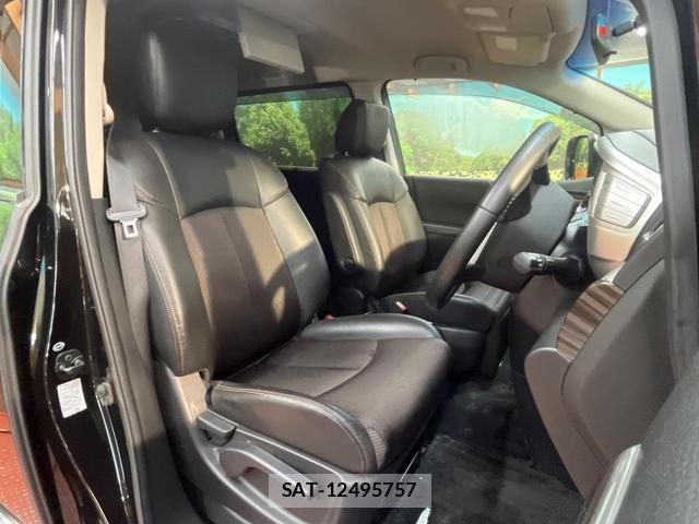 Nissan ELGRAND 2017-07 8284574-7