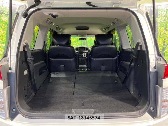 Nissan ELGRAND 2011-09 8284747-10