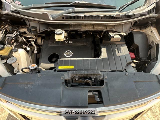 Nissan ELGRAND 2019-04 8285440-7