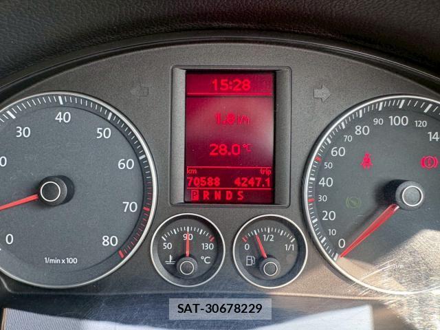 VolksWagen EOS 2010-02 8285509-10