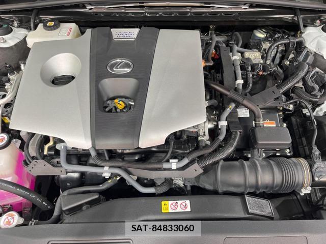 Lexus ES 2020-04 8278067-17