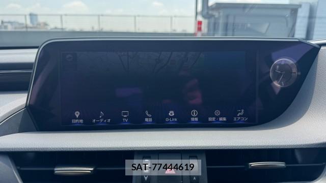 Lexus ES 2019-03 8281125-4