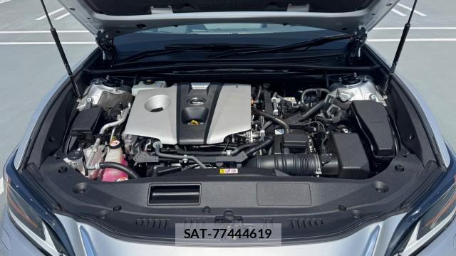 Lexus ES 2019-03 8281125-7