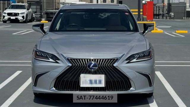 Lexus ES 2019-03 8281125-9
