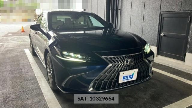Lexus ES 2023-08 8282364-11
